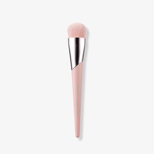 Fenty Beauty✨ Full Bodied Foundation Brush 🌟 110